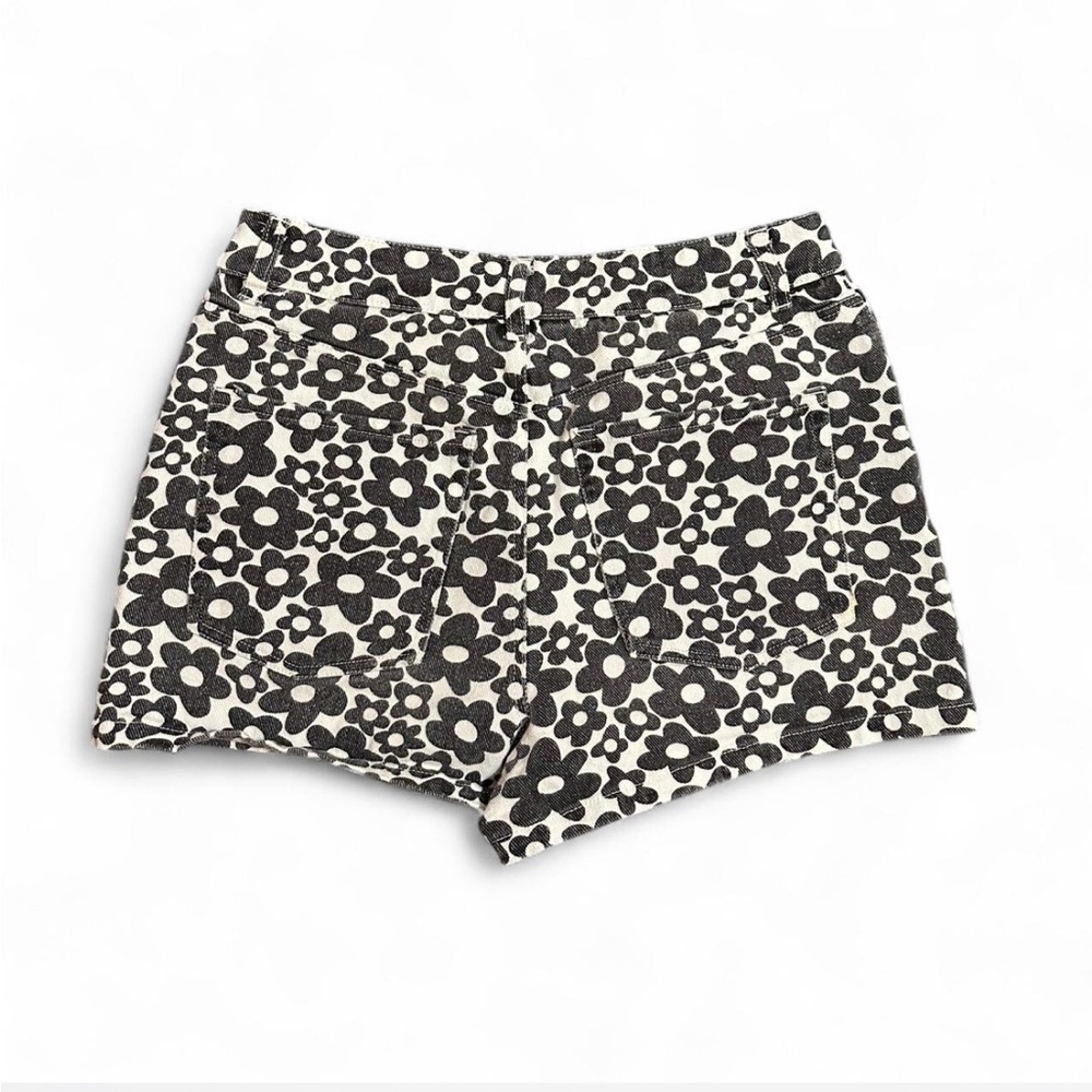 Floral denim shorts size 27